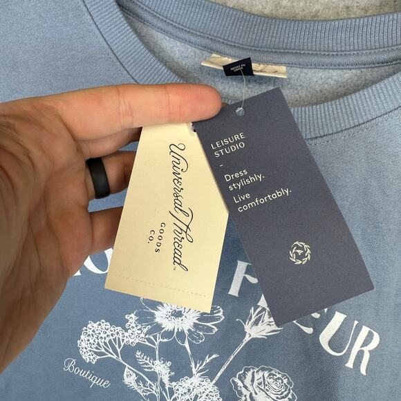 Universal Thread Leisure Studio Oversized Graphic Sweatshirt Women Size XXL Blue - Picture 15 of 15